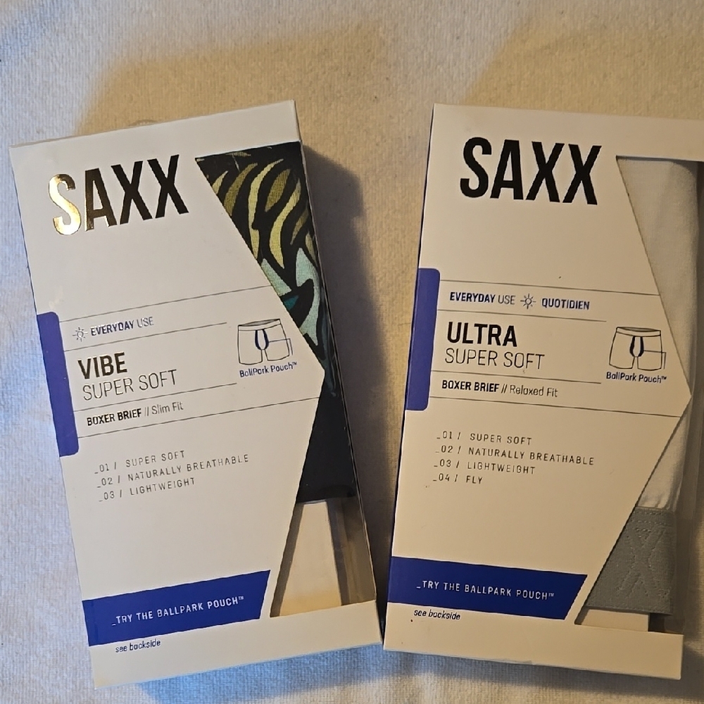 SAXX Men's Super Soft Boxer Briefs - Black and White
